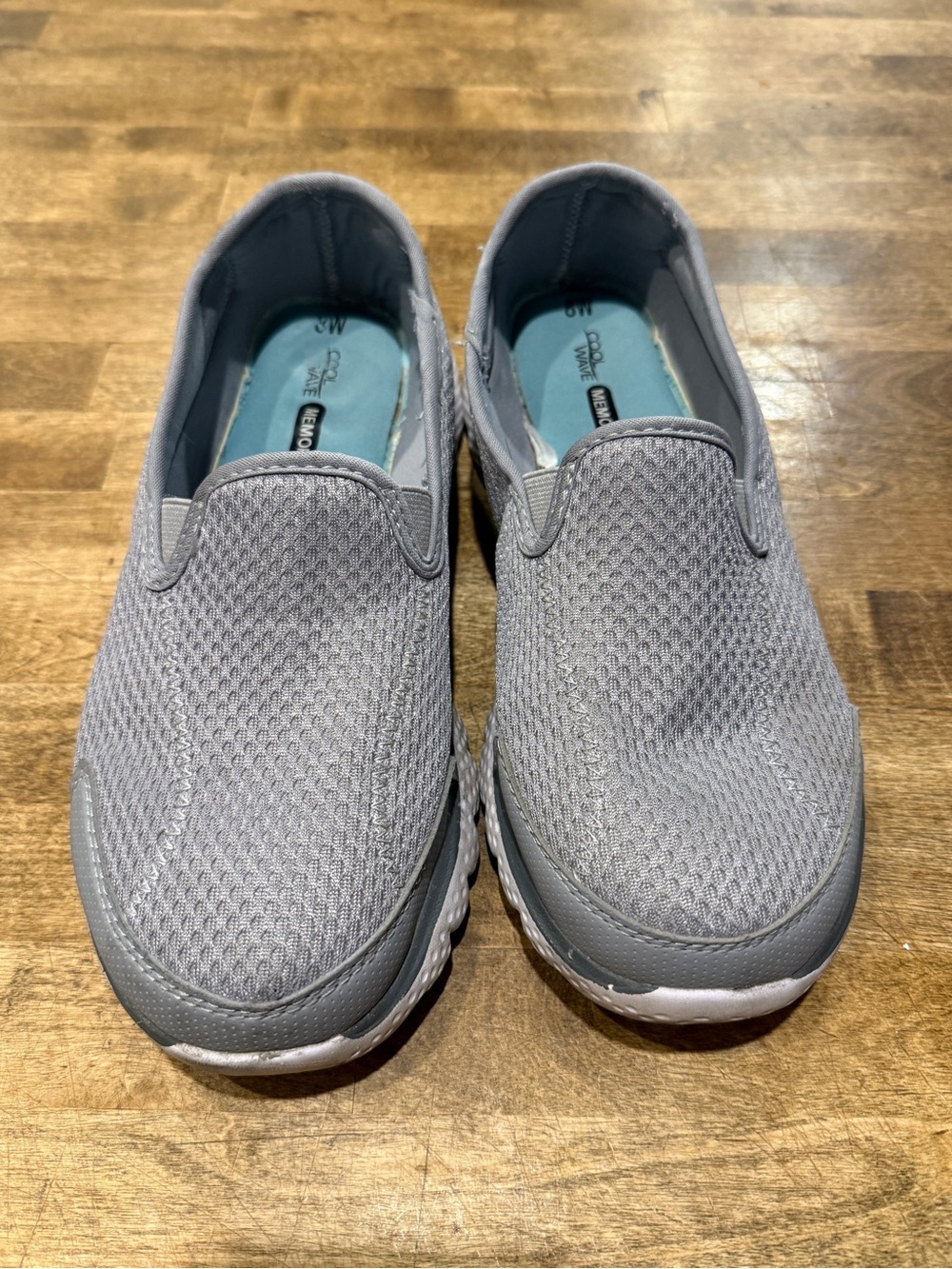 Women’s Slip-On Cool wave Sneakers - Gray size 8 wide